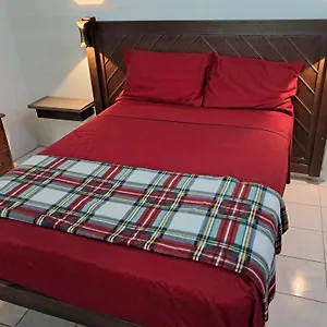 Hotel Mom's Place, Negril